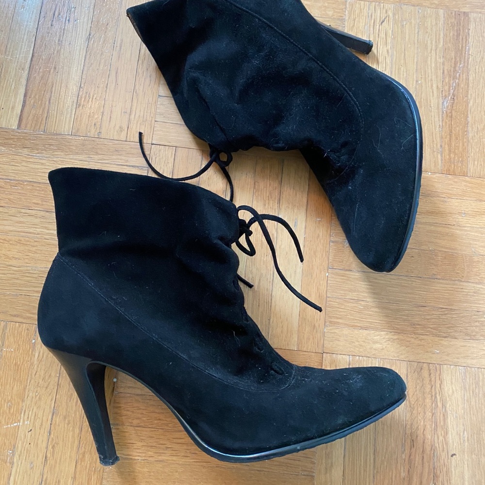 Calvin Klein Suede Gathered Ankle Boots size 8